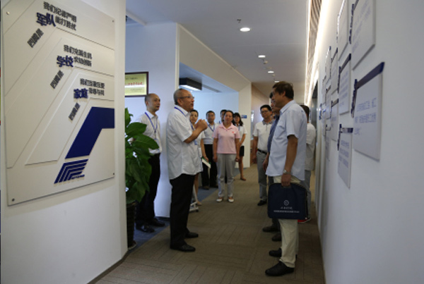 以党建为纽带，相互学习促进院企合作 ---西安高新医院来四腾环境党建交流