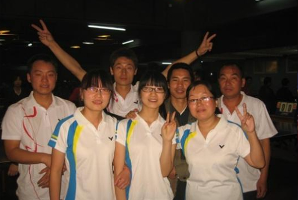 我公司参加高新区第八届体育运动会羽毛球、乒乓球比赛