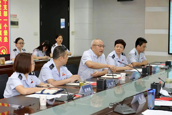 听党代表讲党课丨四腾党委书记白浩强为高新税务局青年干部授党课