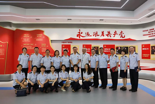 双建双促丨四腾公司党委与国税高新分局党委共同举办学党史、落实省市第十四次党代会精神专题党课