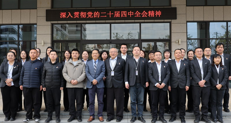 202512031032.png 7R5A6479.png